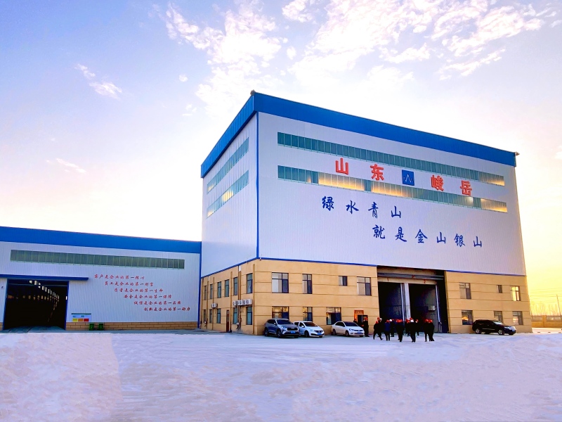 大型全封闭环保型搅拌站